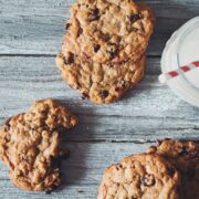 chocolate chip cranberry oatmeal cookies_hot for food