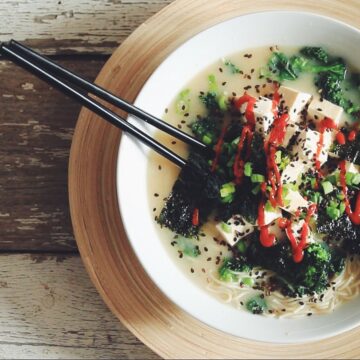 easy ramen noodle bowl_hot for food