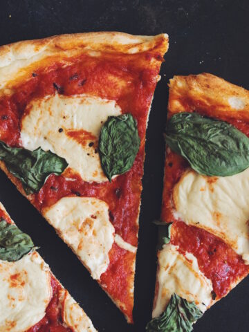 margherita pizza_hot for food