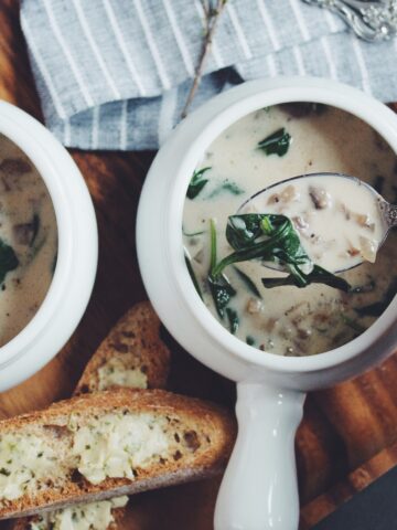 vegan cream of mushroom soup_hot for food
