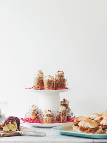 3 dinner party ideas_hot for food