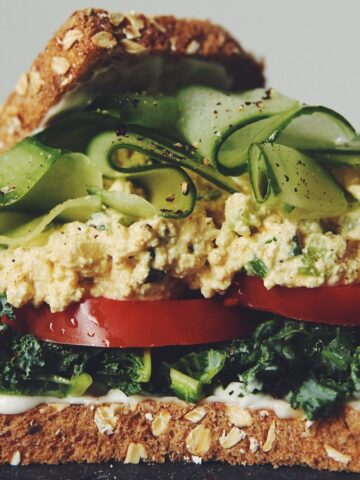 eggless salad sandwich_hot for food