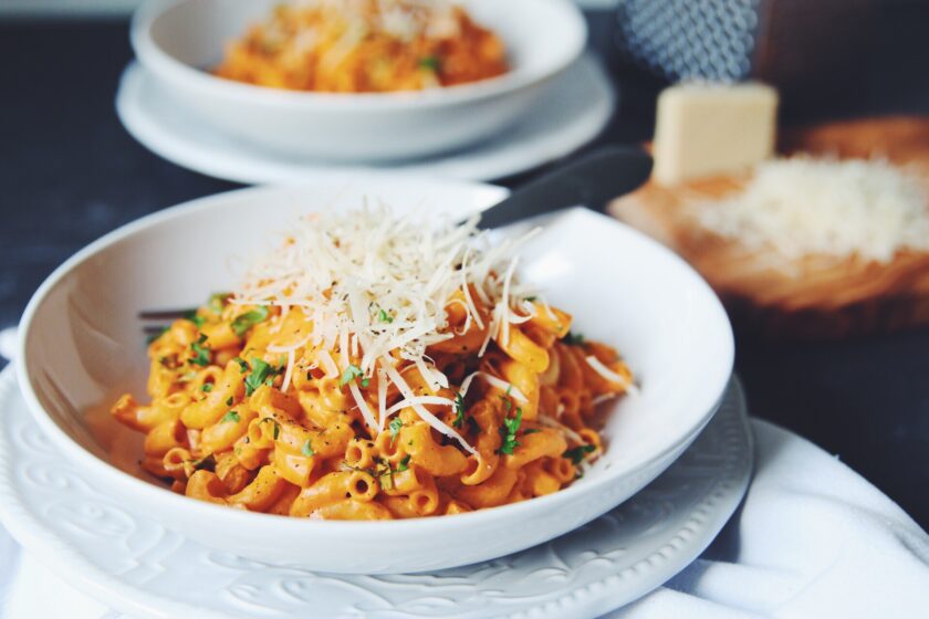 adobo chili mac & cheese_hot for food