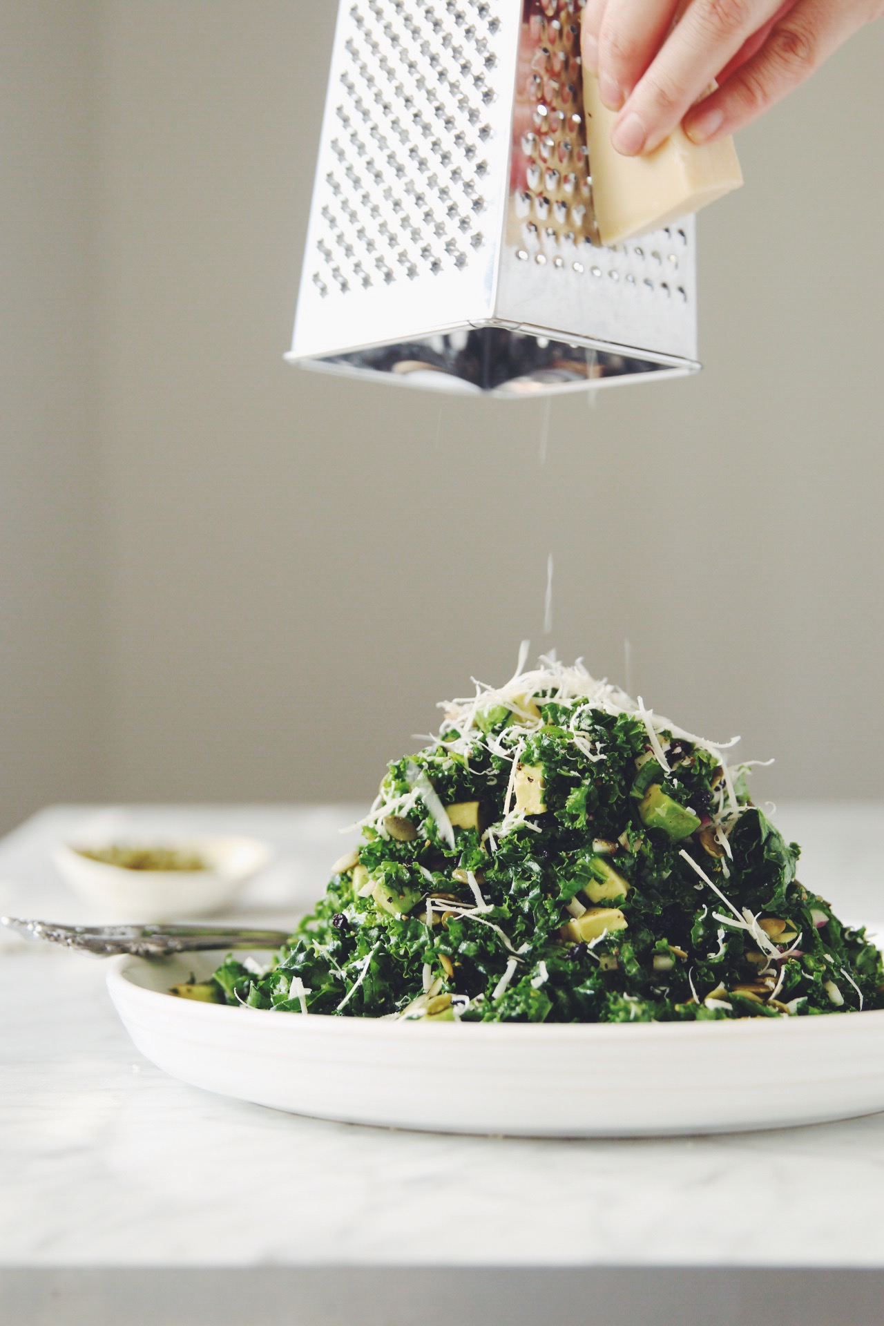 kale avocado salad_hot for food