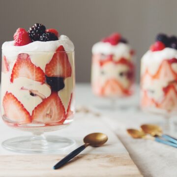 vegan english trifle with custard