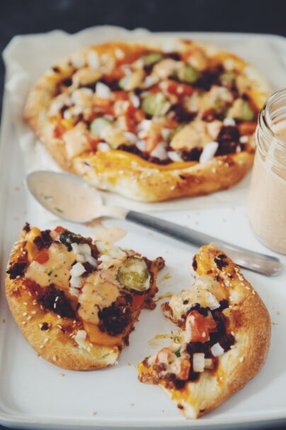 vegan cheeseburger pizza recipe