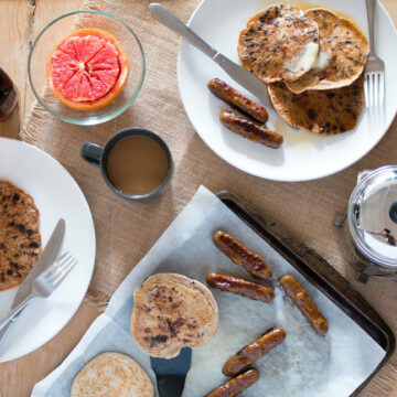 chocolate chip banana pancakes_hot for food