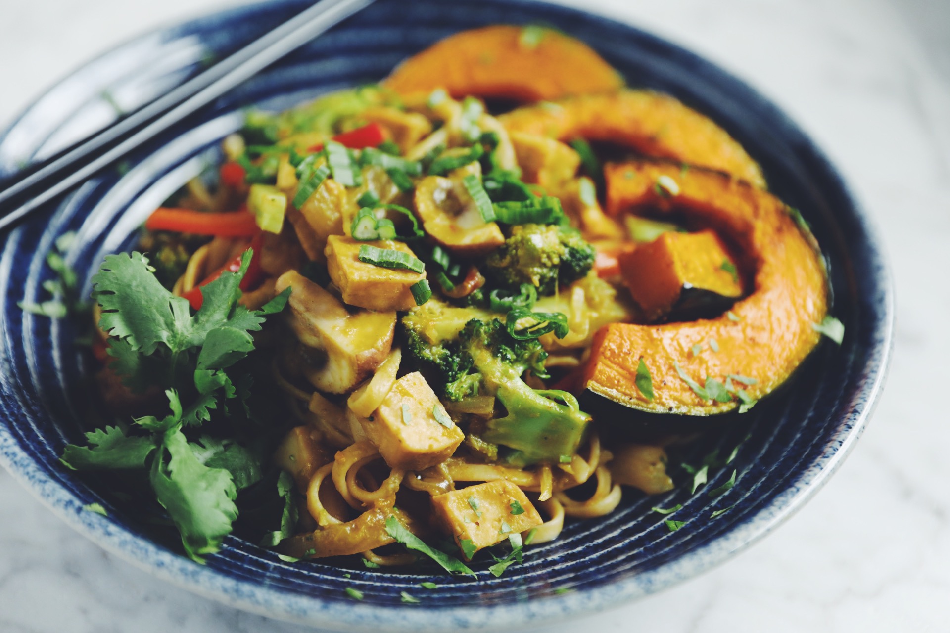 thai curry noodles & tofu_hot for food