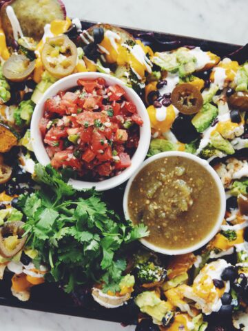 roasted veggie sheet pan nachos_hot for food
