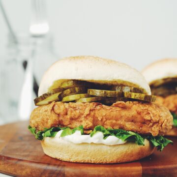 the ultimate vegan fried chicken sandwich_hot for food